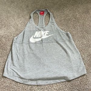 NWOT Nike Graphic Running Tank